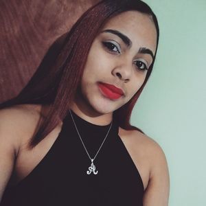 Meet your Posher, Antonia